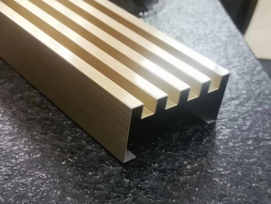 Decorative L Shape SS Corner Tile Trim 0.5mm Thickness