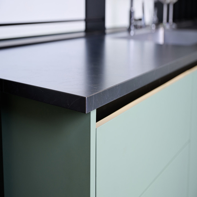 Anti -scratch Countertop Metal Display Cabinets Outdoor Kitchen For Villa Courtyard