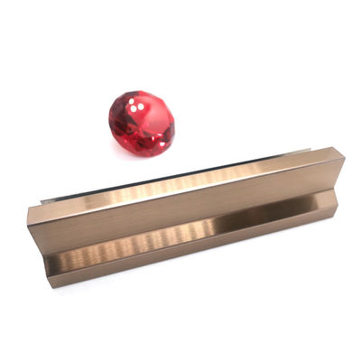 İyi bir fiyat. SUS ASTM Şampanya-altın Bronz Gri Paslanmaz Çelik Döşeme Şeritleri Otel İnşaat Dekorasyonu İçin çevrimiçi