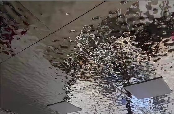 İyi bir fiyat. Gümüş Çok Renkli 316L 1.2MM Kalınlığı Ayna Dalga Su Dalgalanması Paslanmaz Çelik Paneller Bal Arısı çevrimiçi