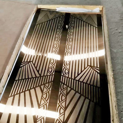 İyi bir fiyat. Gümüş ayna rengi 304 paslanmaz çelik kaldırma için kazınmış panel çevrimiçi