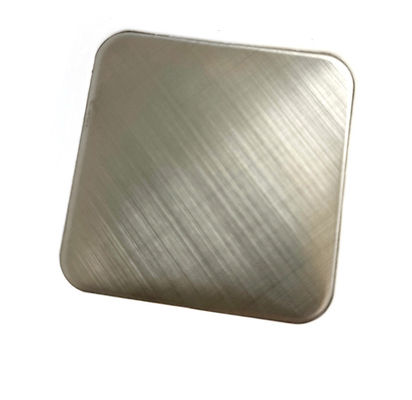 İyi bir fiyat. Çin'den Sıcak Satış Çapraz Saç Çizgisi 45 Derece Platin Şerit Özelleştirilmiş Boyut Paslanmaz Çelik Renkli Plaka çevrimiçi