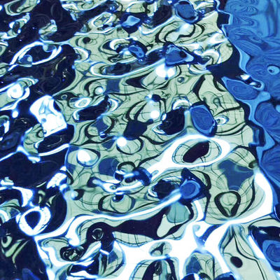 İyi bir fiyat. 304 Altın Super 8K Ayna Mavi Su Dalgalanması Paslanmaz Çelik Yaprak 4x8 KTV Tavan Bitirme Kaplama çevrimiçi