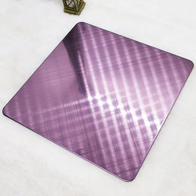 İyi bir fiyat. 304 Sınıf Çapraz Saç Çizgisi Gül Kırmızı Renk Paslanmaz Çelik Sac Duvar Dekorasyonu çevrimiçi